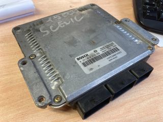 bontott RENAULT SCÉNIC II Motorvezérlő