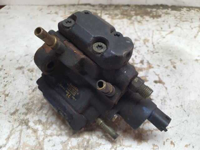 bontott RENAULT SCÉNIC II Nagynyomású Szivattyú