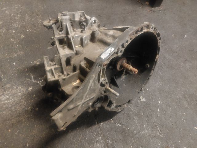 bontott RENAULT SCÉNIC II Váltó (Mechanikus)