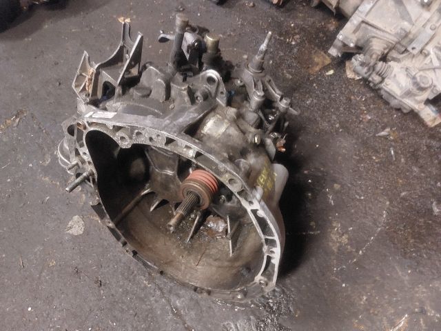bontott RENAULT SCÉNIC II Váltó (Mechanikus)