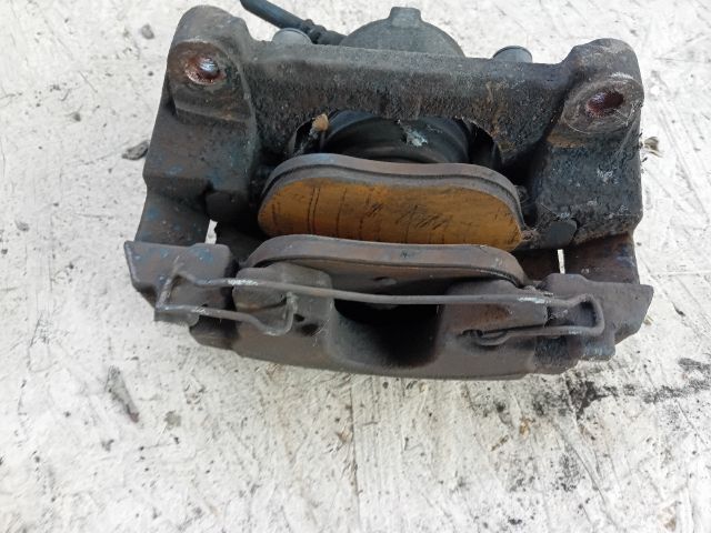 bontott RENAULT SCÉNIC II Bal első Féknyereg Munkahengerrel