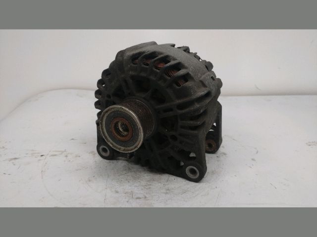 bontott RENAULT SCÉNIC II Generátor