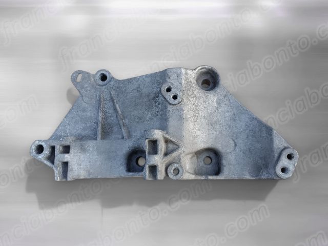 bontott RENAULT SCÉNIC II Generátor Tartó Bak