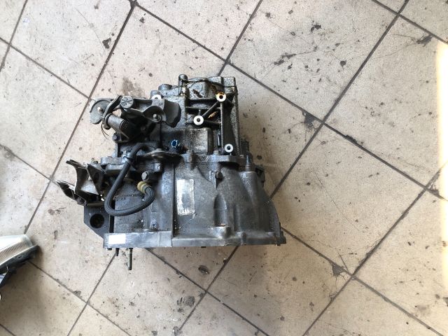 bontott RENAULT SCÉNIC II Váltó (Mechanikus)