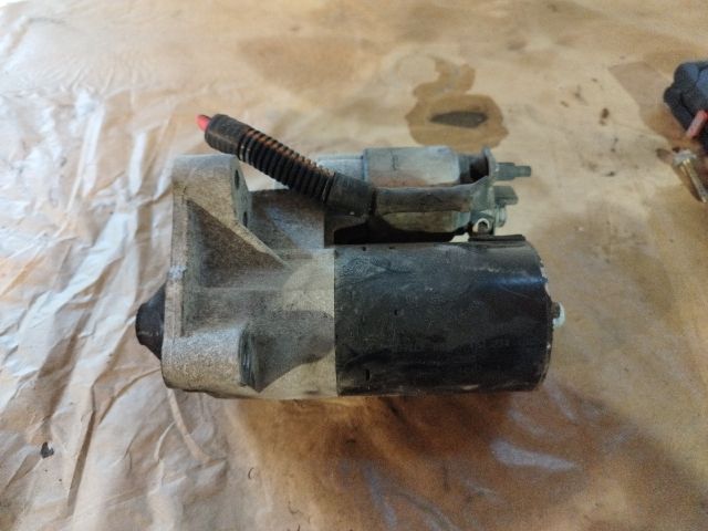 bontott RENAULT SCÉNIC II Önindító