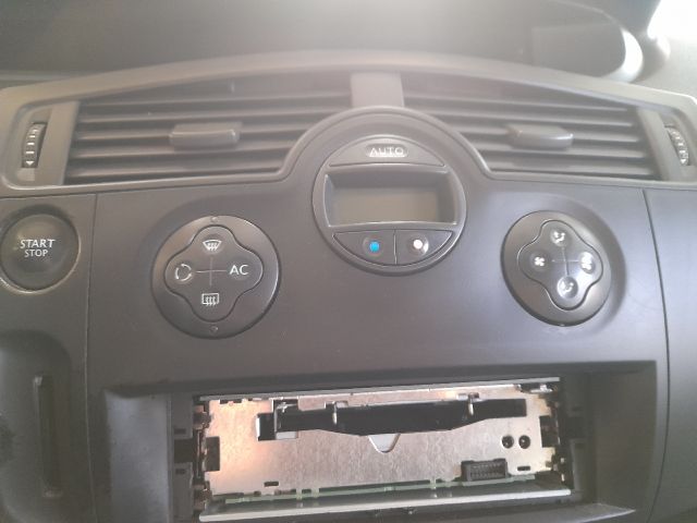 bontott RENAULT SCÉNIC II Ablakemelő Kapcsoló Négyes / Kettes