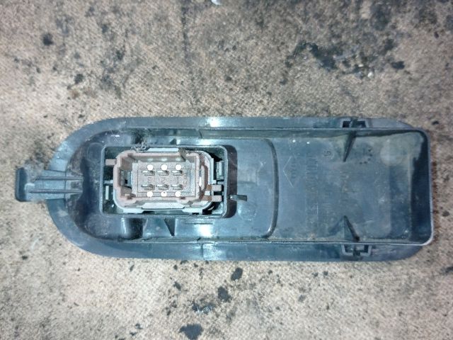 bontott RENAULT SCÉNIC II Ablakemelő Kapcsoló Négyes / Kettes