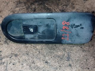 bontott RENAULT SCÉNIC II Ablakemelő Kapcsoló Négyes / Kettes