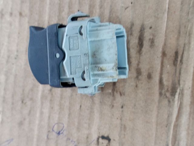 bontott RENAULT SCÉNIC II Ablakemelő Kapcsoló (Pozíciófüggetlen)