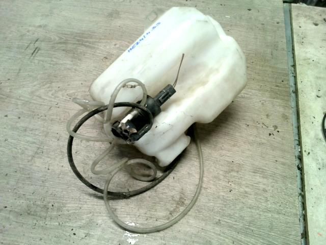 bontott RENAULT SCÉNIC II Ablakmosó Tartály