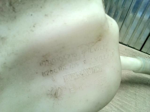 bontott RENAULT SCÉNIC II Ablakmosó Tartály