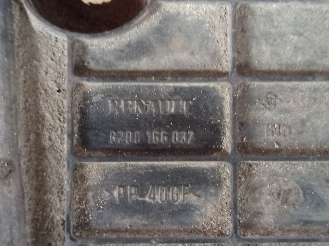 bontott RENAULT SCÉNIC II Akkumulátor Tartó