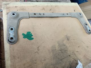 bontott RENAULT SCÉNIC II Alsó Kereszttartó