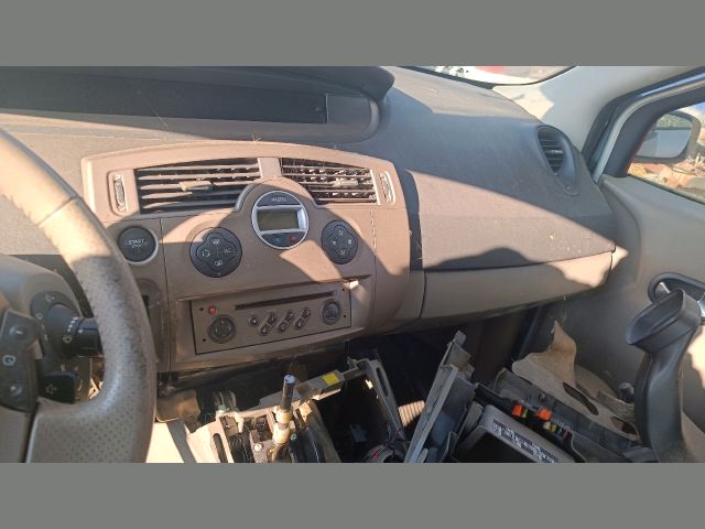 bontott RENAULT SCÉNIC II Bal C Oszlop Burkolat