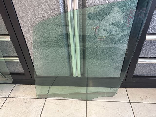 bontott RENAULT SCÉNIC II Bal első Ablak