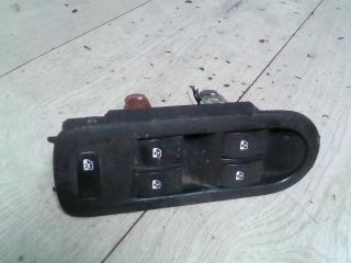 bontott RENAULT SCÉNIC II Bal első Ablakemelő Kapcsoló