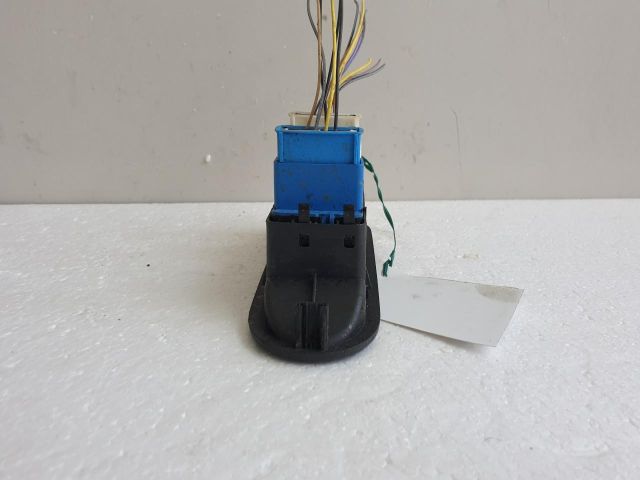 bontott RENAULT SCÉNIC II Bal első Ablakemelő Kapcsoló