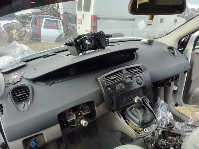 bontott RENAULT SCÉNIC II Bal első Ablakemelő Motor