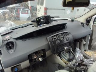 bontott RENAULT SCÉNIC II Bal első Ablakemelő Motor