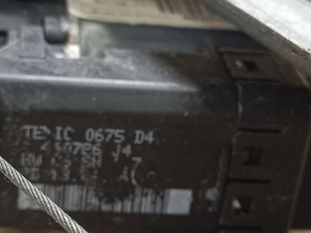 bontott RENAULT SCÉNIC II Bal első Ablakemelő Szerkezet (Elektromos)