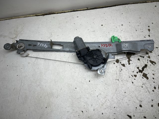 bontott RENAULT SCÉNIC II Bal első Ablakemelő Szerkezet (Elektromos)