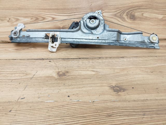 bontott RENAULT SCÉNIC II Bal első Ablakemelő Szerkezet (Elektromos)