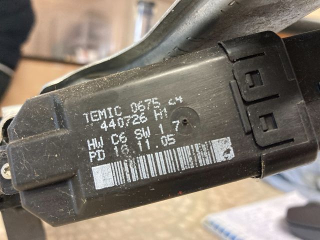 bontott RENAULT SCÉNIC II Bal első Ablakemelő Szerkezet (Elektromos)