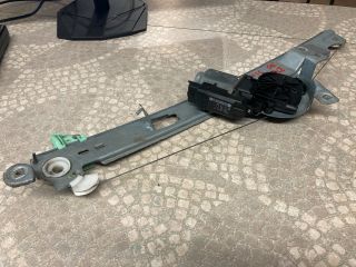 bontott RENAULT SCÉNIC II Bal első Ablakemelő Szerkezet (Elektromos)