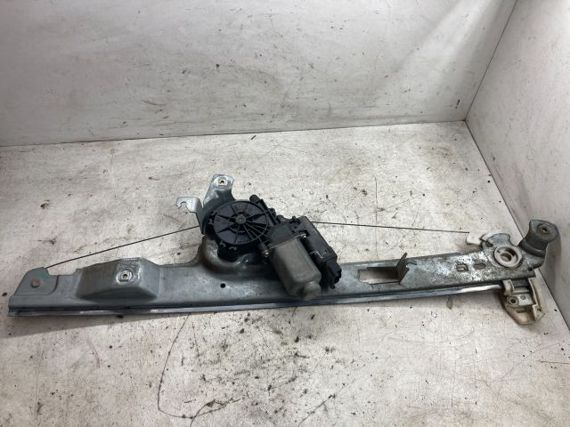 bontott RENAULT SCÉNIC II Bal első Ablakemelő Szerkezet (Elektromos)