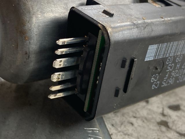 bontott RENAULT SCÉNIC II Bal első Ablakemelő Szerkezet (Elektromos)