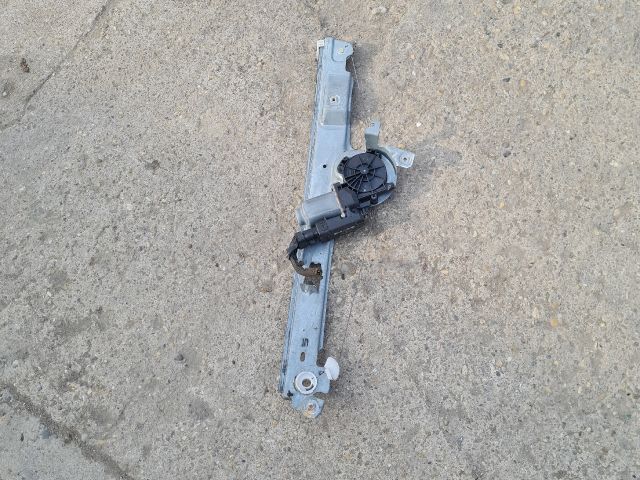 bontott RENAULT SCÉNIC II Bal első Ablakemelő Szerkezet (Elektromos)