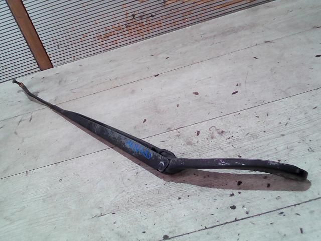 bontott RENAULT SCÉNIC II Bal első Ablaktörlő Kar