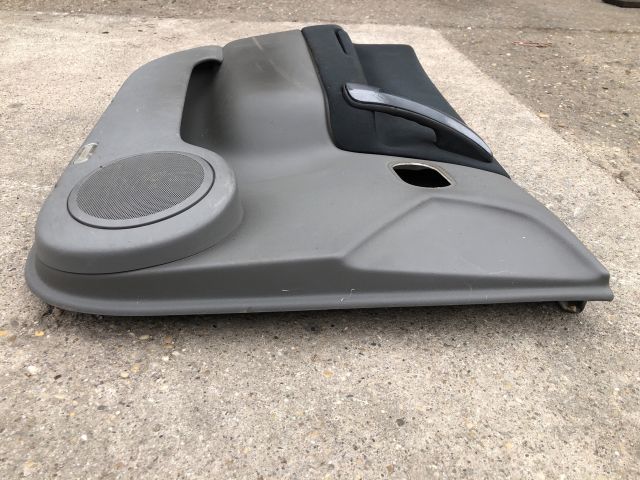 bontott RENAULT SCÉNIC II Bal első Ajtó Kárpit