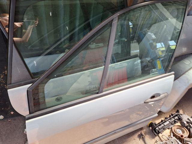 bontott RENAULT SCÉNIC II Bal első Ajtó (Részeivel)