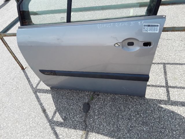 bontott RENAULT SCÉNIC II Bal első Ajtó (Üres lemez)