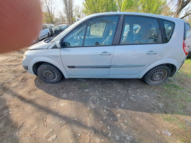 bontott RENAULT SCÉNIC II Bal első Ajtó (Üres lemez)