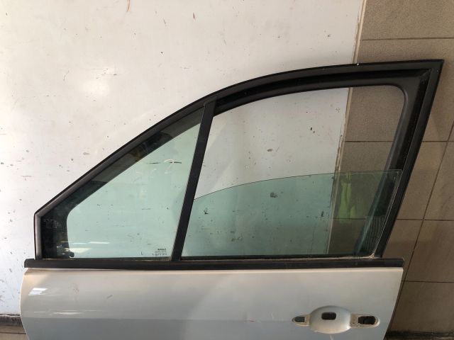 bontott RENAULT SCÉNIC II Bal első Ajtó (Üres lemez)