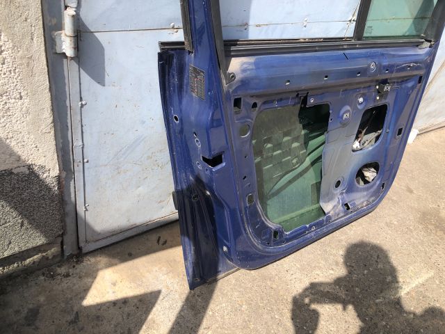 bontott RENAULT SCÉNIC II Bal első Ajtó (Üres lemez)