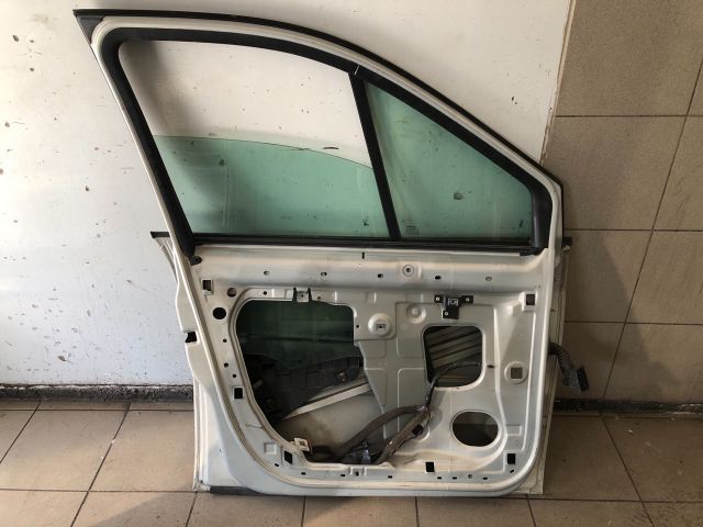 bontott RENAULT SCÉNIC II Bal első Ajtó (Üres lemez)