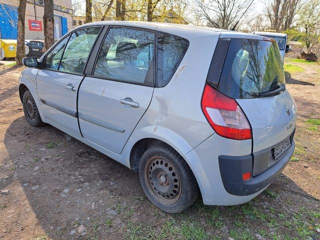 bontott RENAULT SCÉNIC II Bal első Ajtó (Üres lemez)