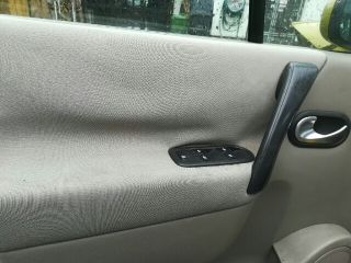 bontott RENAULT SCÉNIC II Bal első Ajtózár