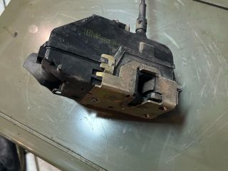 bontott RENAULT SCÉNIC II Bal első Ajtózár