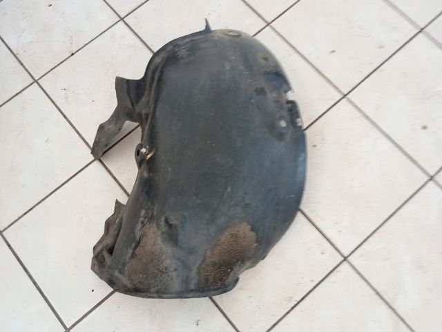 bontott RENAULT SCÉNIC II Bal első Első Dobbetét (Kerékjárati, Műanyag)