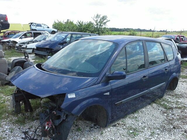 bontott RENAULT SCÉNIC II Bal első Gumikéder