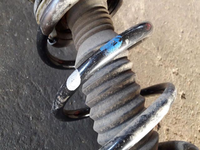 bontott RENAULT SCÉNIC II Bal első Lengéscsillapító