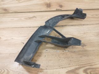 bontott RENAULT SCÉNIC II Bal első Lökhárító Tartó (Műanyag)