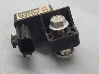 bontott RENAULT SCÉNIC II Bal első Oldal Ütközés Érzékelő