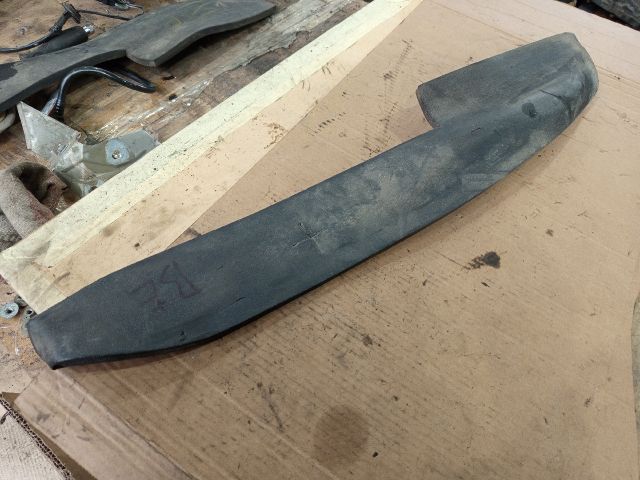 bontott RENAULT SCÉNIC II Bal első Sárvédő Zajszigetelés