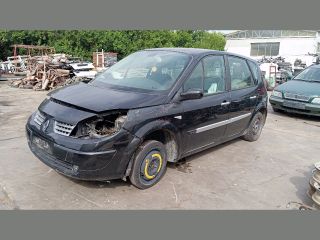 bontott RENAULT SCÉNIC II Bal első Sárvédő