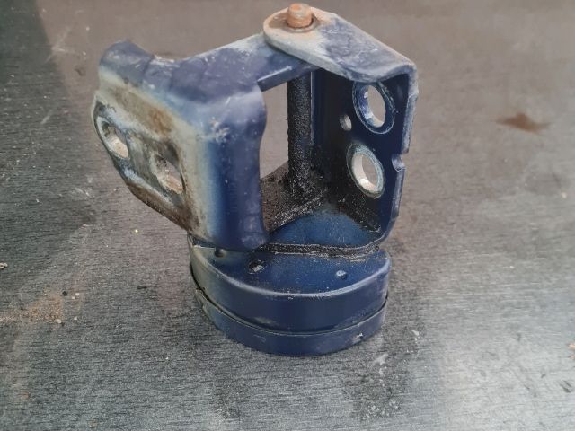 bontott RENAULT SCÉNIC II Bal első Zsanér